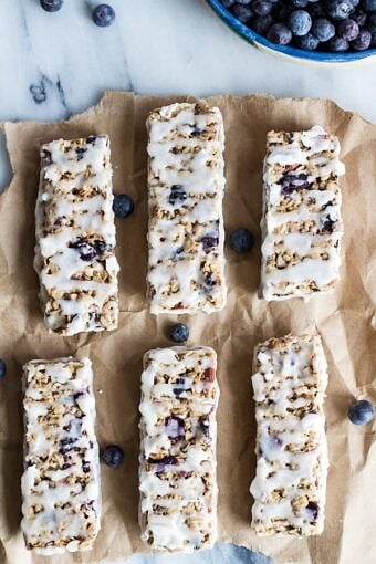 Blueberry Vanilla Greek Yogurt Granola Bars | halfbakedharvest.com @hbharvest
