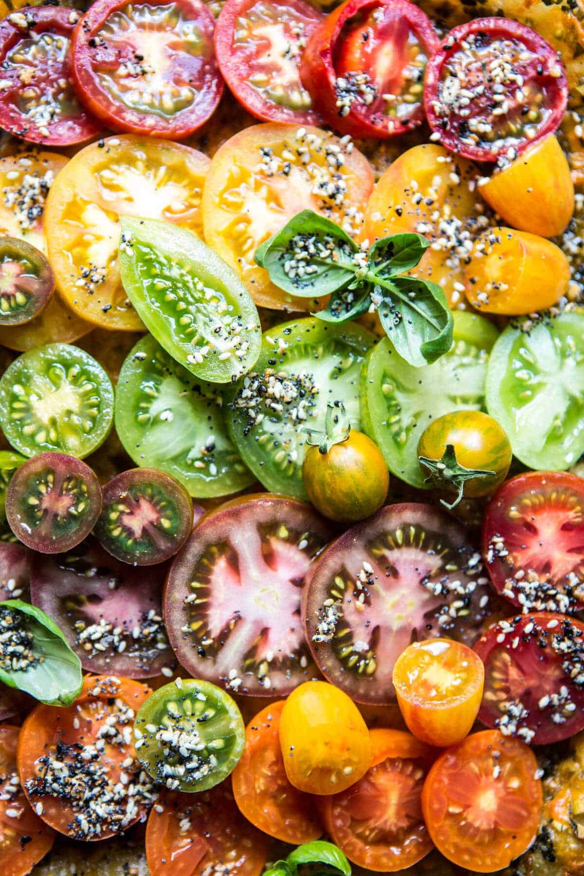 Heirloom Tomato Cheddar Tart with Everything Spice | halfbakedharvest.com @hbharvest