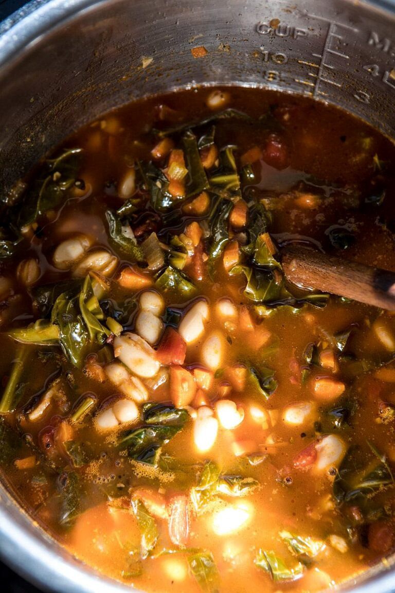 Instant Pot Pasta e Fagioli. Half Baked Harvest