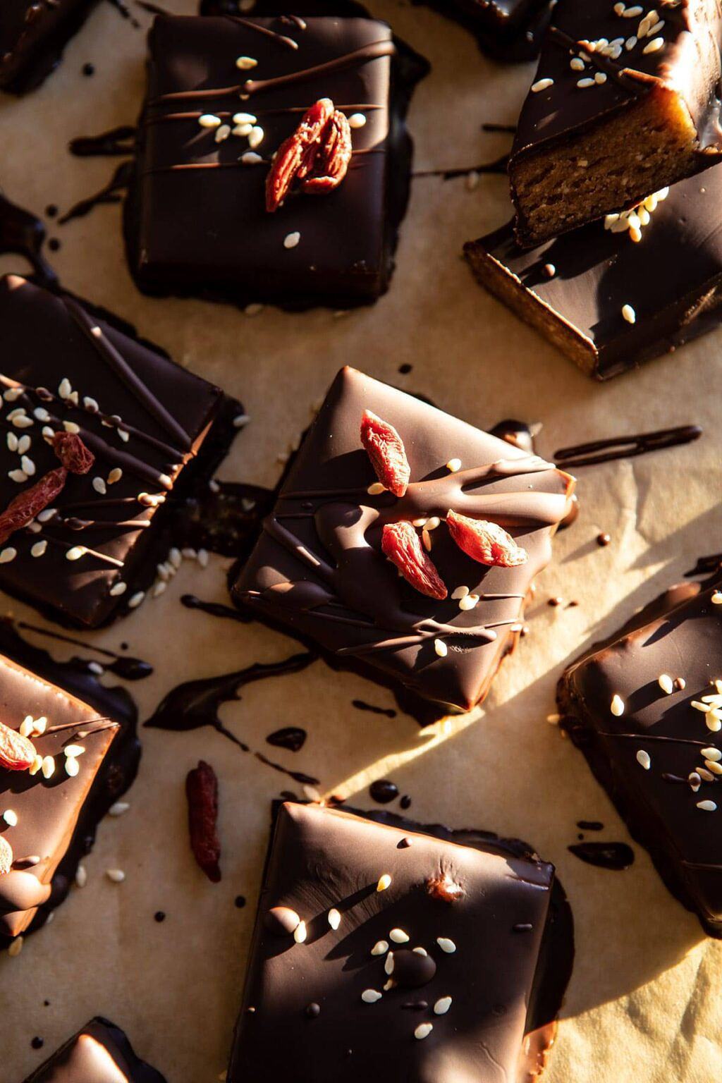Fine and Raw Chocolate Bars, Cashew Butter Filled, Organic (54% Cocoa / Cacao) - 10 Bars x 2oz case