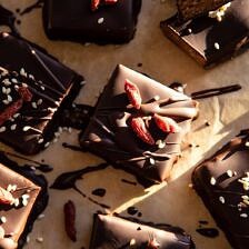 5 Ingredient Chocolate Covered Cashew Bars | halfbkaedharvest.com #chocolate #vegan #easyrecipes #dessert