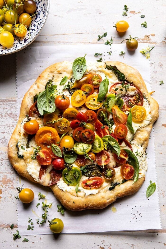 overhead photo of Herbed Butter Heirloom Tomato Pizza