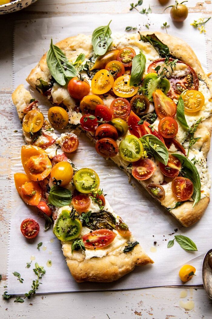 overhead photo of Herbed Butter Heirloom Tomato Pizza 