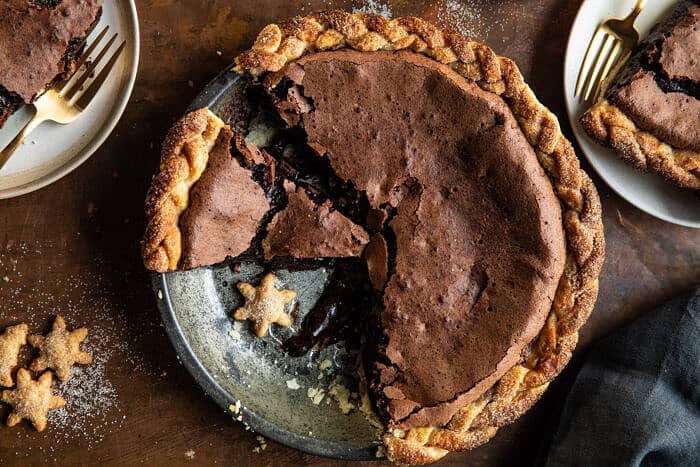 overhead horizontal photo of Molten Chocolate Crackle Pie 