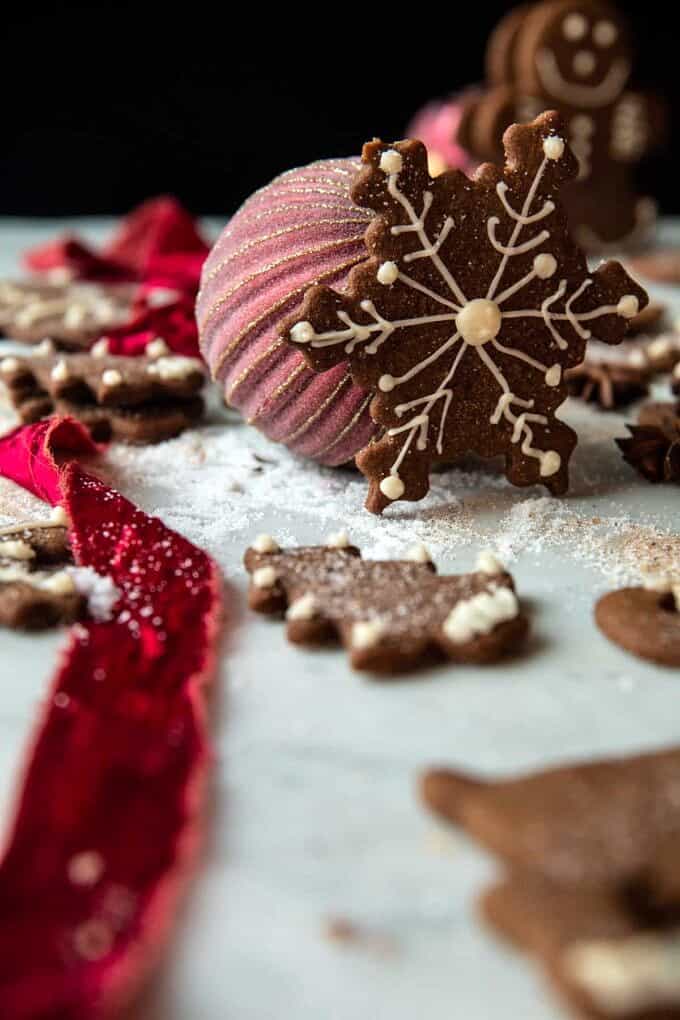 Chai Gingerbread Cookies. - Half Baked Harvest