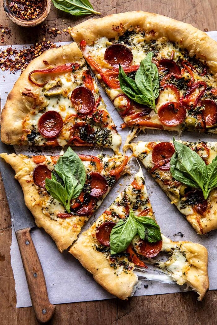 Pesto Pizza met Feta Gevulde Korst |  halfbakedharvest.com