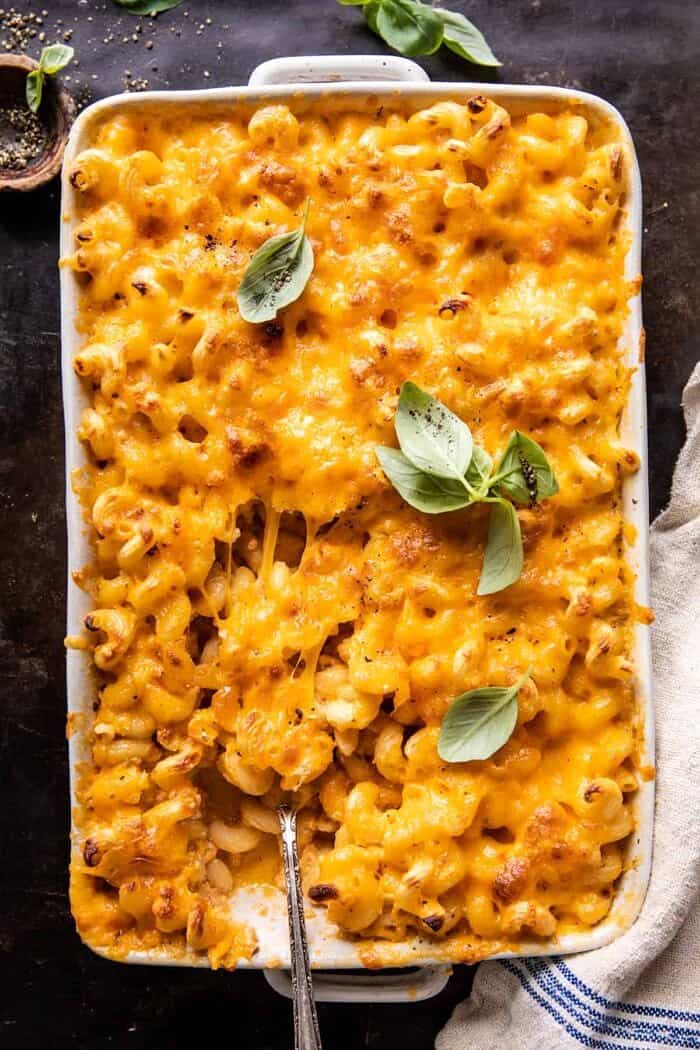 Easy Southern Style Baked Mac and Cheese.