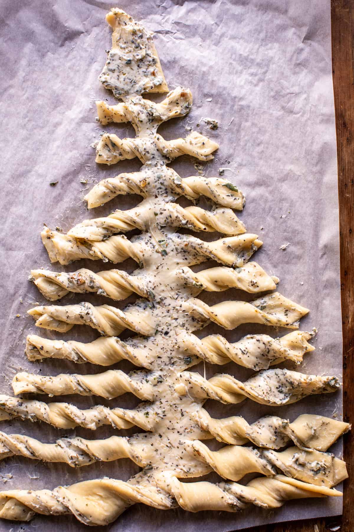 Pull Apart Christmas Tree Garlic Bread | halfbakedharvest.com