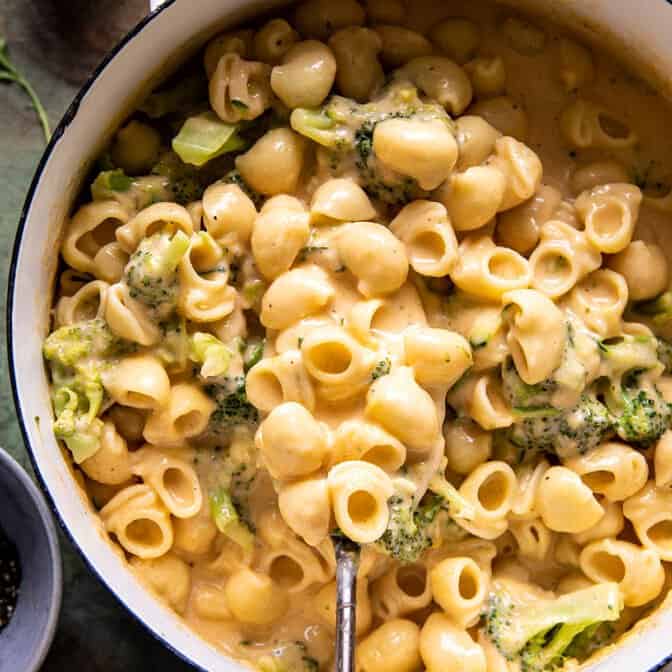 One Pot Stove-Top Mac and Cheese | halfbakedharvest.com