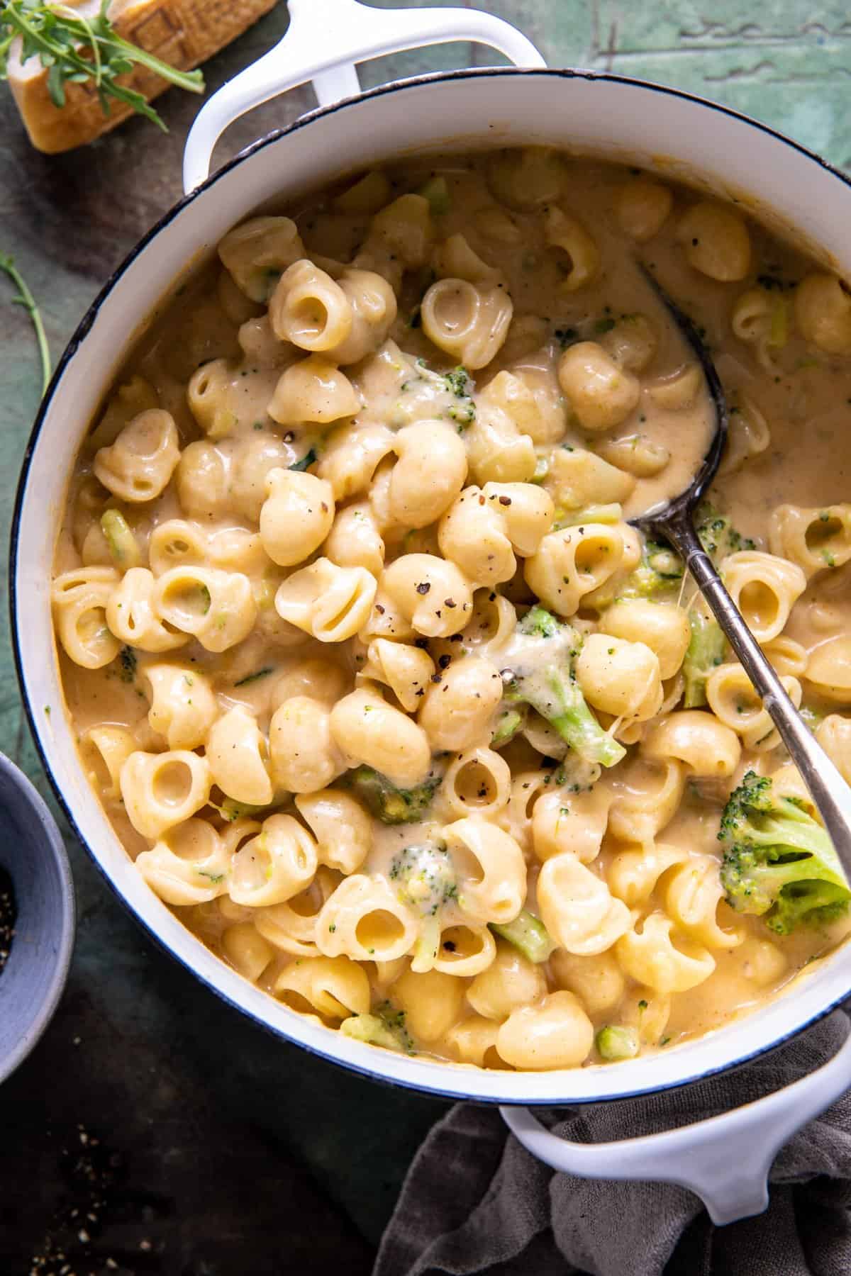 One Pot Stove-Top Mac and Cheese | halfbakedharvest.com