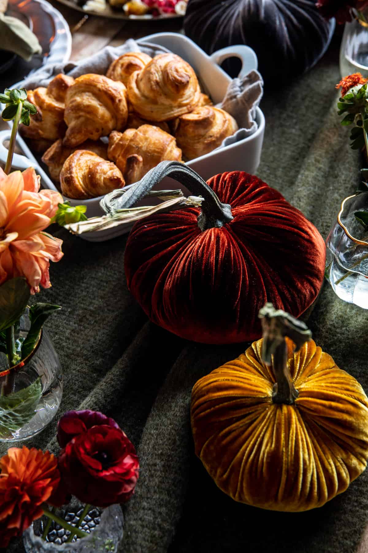 Our 2022 Thanksgiving Menu and Guide – the Quick and Cozy Pumpkin Menu | halfbakedharvest.com
