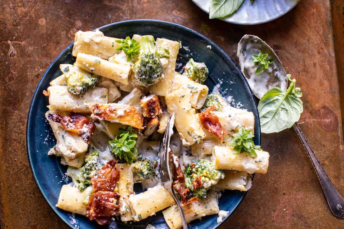 Parmesan Chicken Florentine and Broccoli Pasta | halfbakedharvext.com