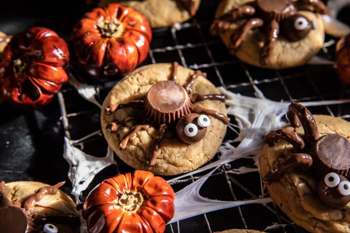 Chewy Brown Sugar Peanut Butter Spider Cookies | halfbakedharvest.com