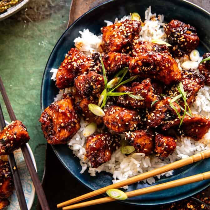 30 Minute Honey Garlic Chicken | halfbakedharvet.com