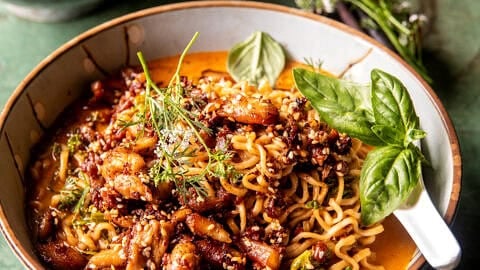 30 Minute Crispy Thai Peanut Chicken Ramen. - Half Baked Harvest