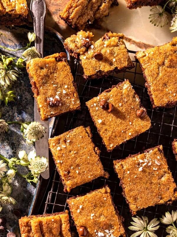 Mom’s Chocolate Chip Cookie Dough Bars | halfbakedharvest.com