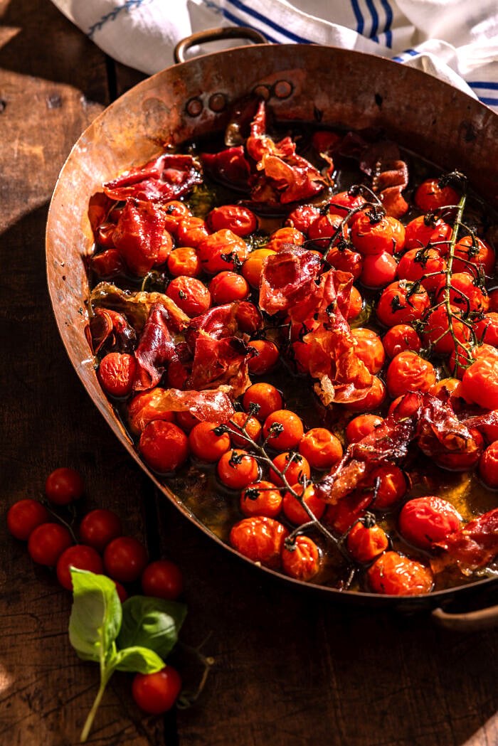 Garlic Herb Roasted Cherry Tomato Carbonara | halfbakedharvest.com