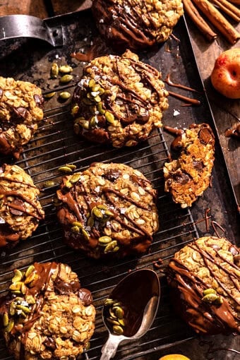 Chewy Harvest Oatmeal Chocolate Chip Cookies | halfbakedharvest.com