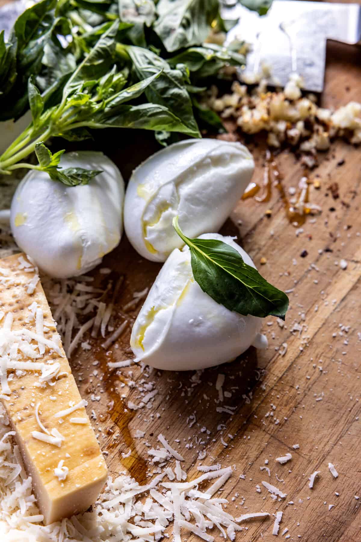 Baked Garlic Butter Spinach Chicken Parmesan Meatballs | halfbakedharvest.com